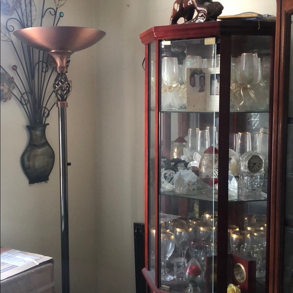 All this furniture’s - Picture 3 of 12